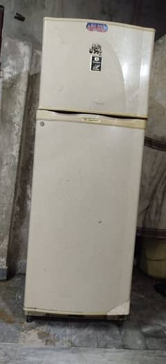 Dawlence Fridge in working condition