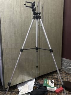 Mobile tripod and 3 shade ring light