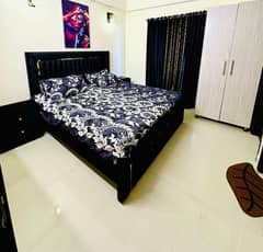 daily basis weekly basis one bad fully furnished luxury apertment available for rent gulberg greens islamabad