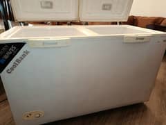 Waves cool bank deep freezer