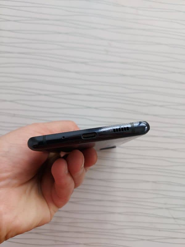 s20 fe , dual sim approver , 120herd refresh rate 4