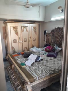 KING SIZE DESIGNER BED AND CUPBOARD WITH ONE SIDE TABLE