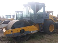 12.4 Tons Vibratory Road Roller top condition