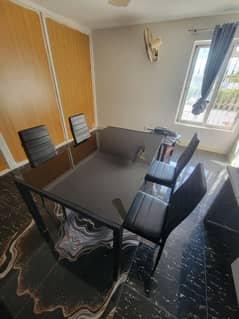 Interwood Dining Table with 4 chairs slighly used