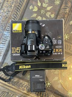 Nikon D5300 (14k SC)