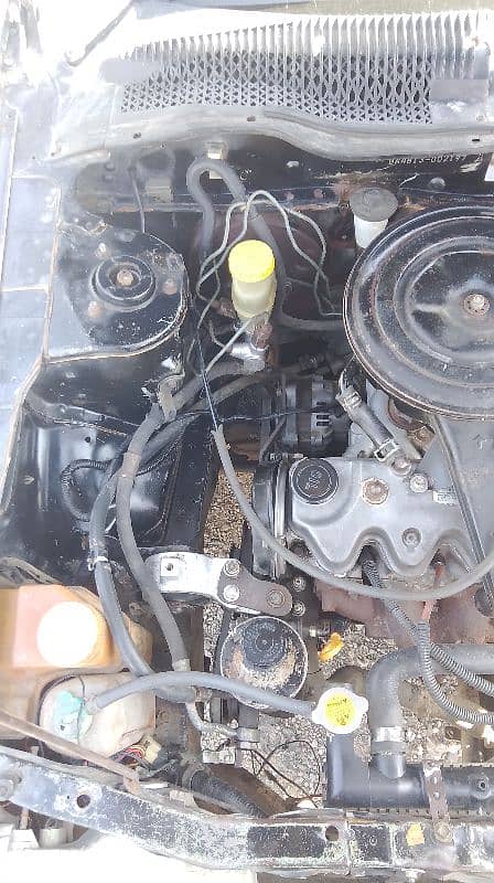 Nissan Sunny 1991 12