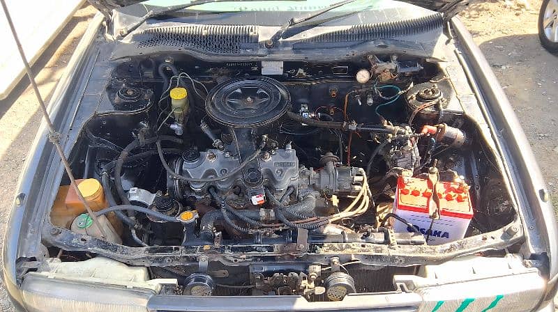 Nissan Sunny 1991 13