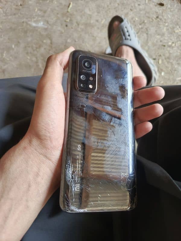 Mi 10 t. 8.128 . only back break . No issue . Pta approved 6