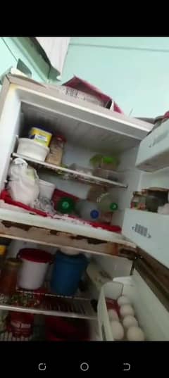 Dawlance Full size fridge 0.3. 1.2-0.2. 4.5. 9.0. 5