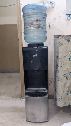 Homage Water Dispenser