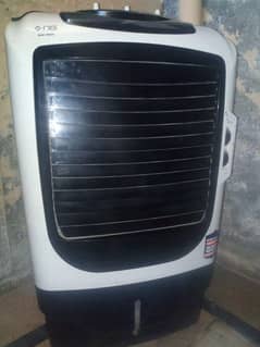 Room cooler with ice bottles