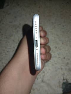 iPhone 7 pta approved 128gb condition 10/9.5 battery health 100%