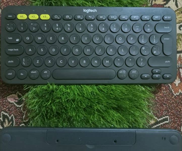 Logitech K380 Multi Device Bluetooth Keyboard 4