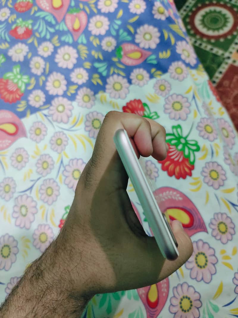 Iphone 7plus128gb Pta Apprvd,,Fngr Sensor ok 3