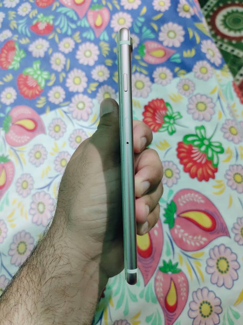Iphone 7plus128gb Pta Apprvd,,Fngr Sensor ok 6