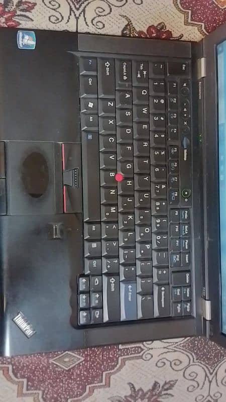 lenovo| Thinkpad | Intel (R) Core (TM) i7 CPU | RAW 6 GB window 10 pro 2