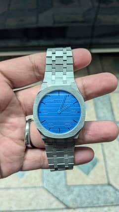 Gucci 25H Silver Stainless Steel Blue Dial Quartz Watch