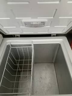 Pel refrigerator and freezer