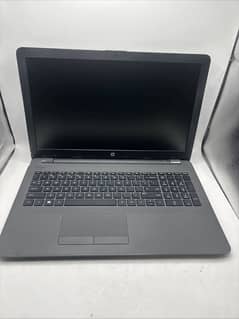 Hp pavilion 255 G6, AMD A6-9225 Radeon|8GB DDR4 |128GB SSD |320 GB HDD