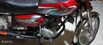 Honda 125 model 2023 APL new condition Hone use