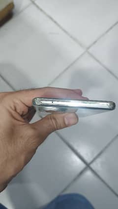 V40e 8/256 complete box