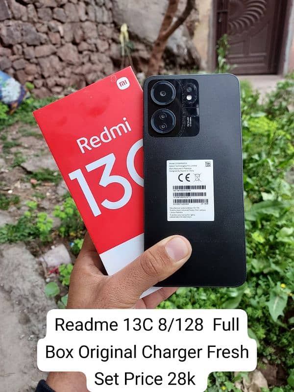 Readme 13C 8/128 Complete Box Just Box Open 3