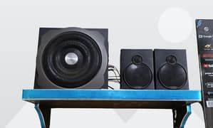 F&d 2.1 speakers with subwoofer