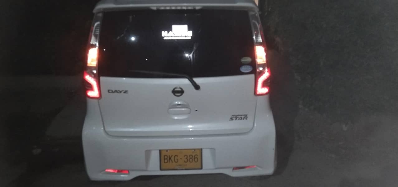 Nissan Dayz Highway Star, full genuine 18