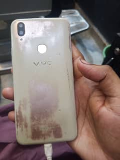 y85