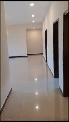 3 bed apartment available for Rent in Askari 11 sec-B Lahore
