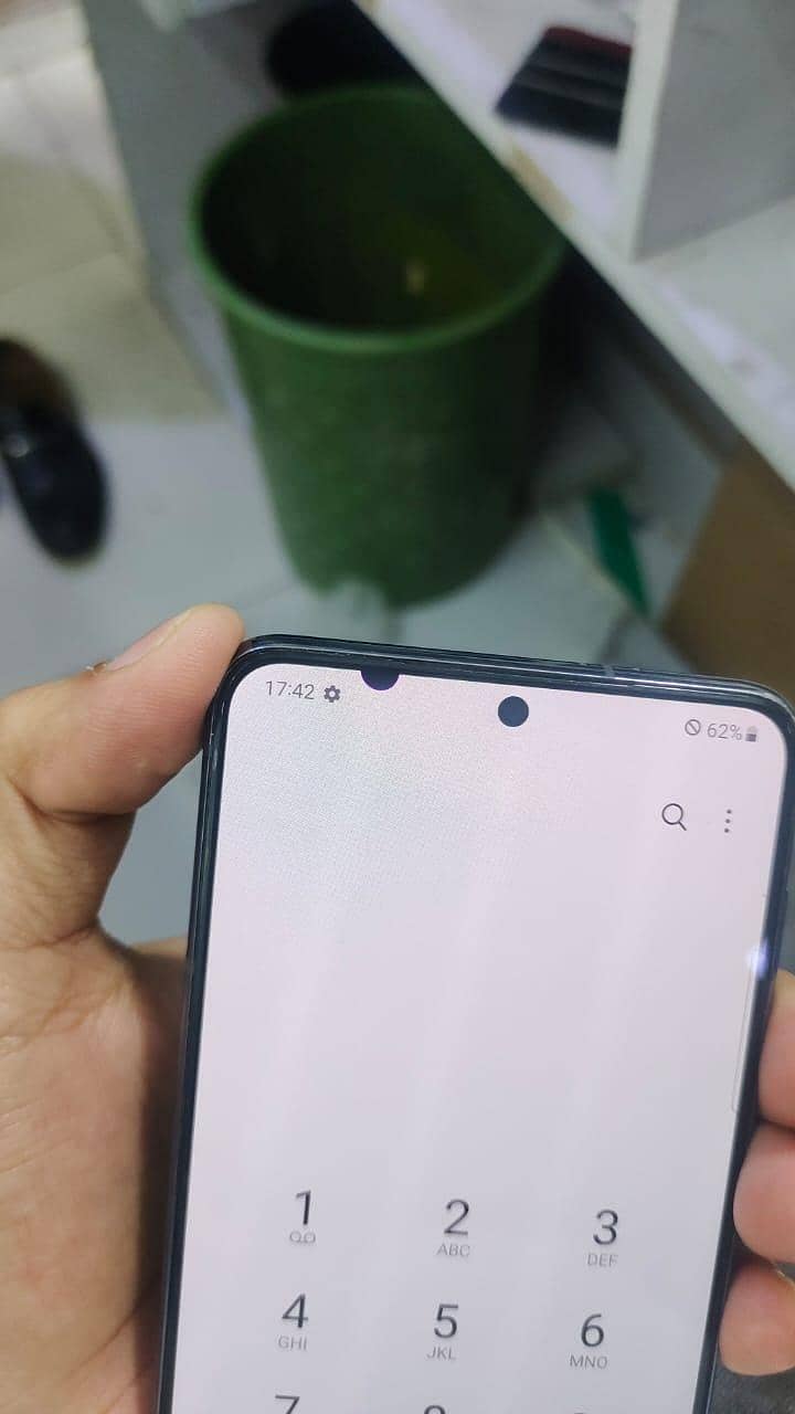 Samsung S21 with pin dot in screen and one sim approved 4
