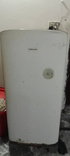 SAMSUNG