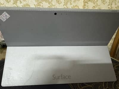 Microsoft windows surface i7 4th generation. 8gb ram. 512gb storage.