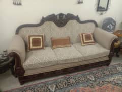 7 Seater Chnioti Sofa set