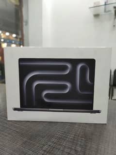 MacBook Pro M4/ (24/512) / 14' inches