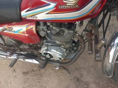 Honda 125 Red colour