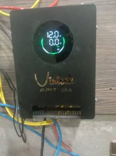 Mppt 80 vintech Alkaram 3000watt controller plus battery 110amp