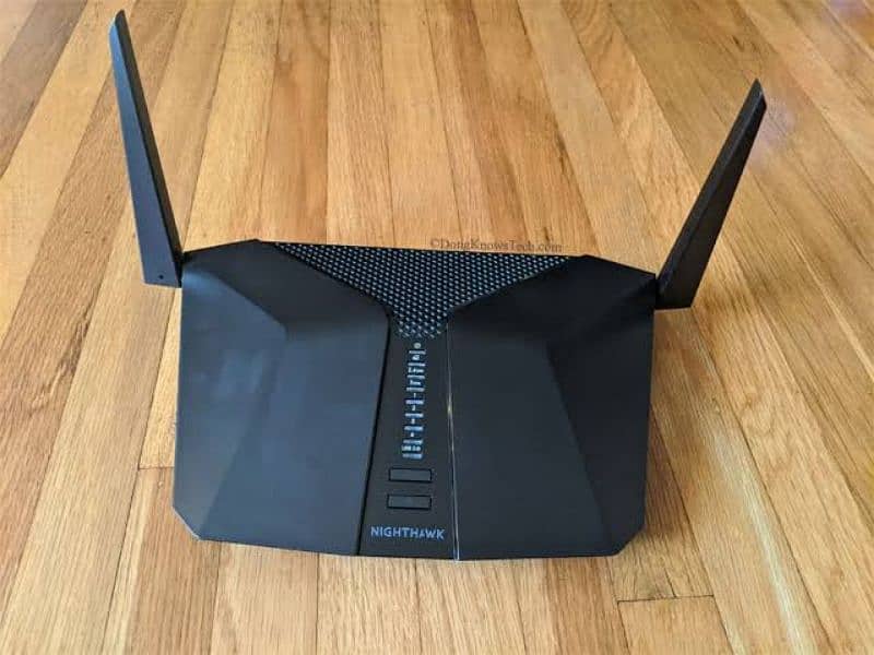 Netgear Nighthawk RAX40 AX3000 WiFi 6 Router 1