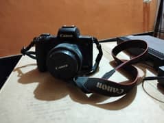 Canon M50