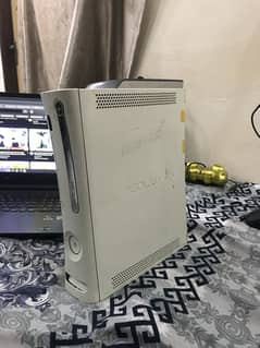 Xbox 360  Jtag  320Gb + 120Gb hard drive (need repair)