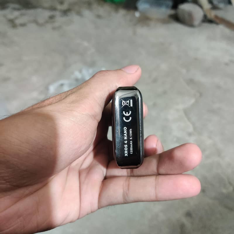 Xros Nano 4 display screen with box 2