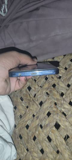 techno comon 20 all ok back break 8+8.256 gb