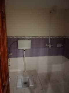 Upper porshion for rent