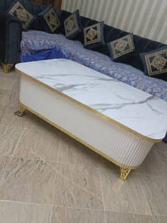 Tv lounch table