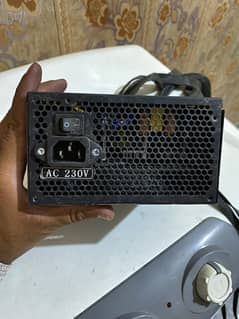 One Storm 700w 80 Plus Gaming power supply