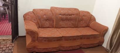 five seter . . urgent sell