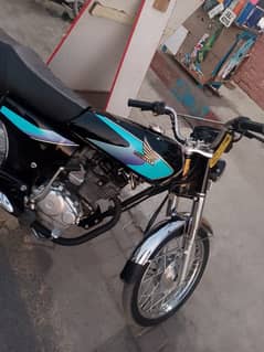 Honda 125 16 model