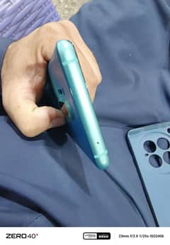 one plus 8 pro  ram 12  stroge 256