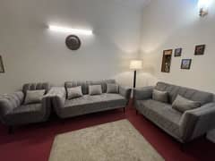 5 seater sofa set.