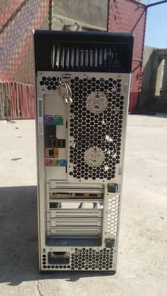 Xeon Z600